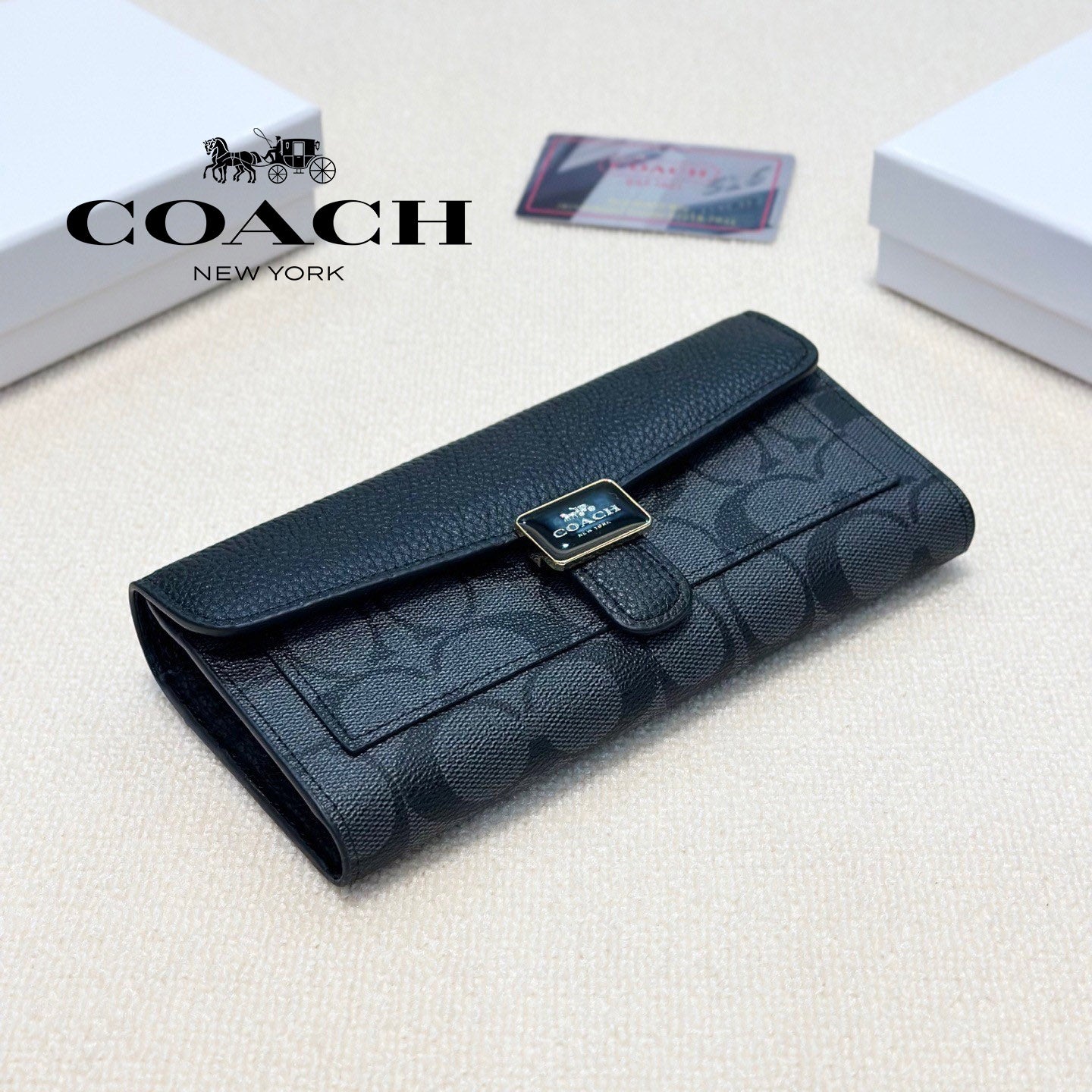 COACH シンプルな黒の長財布